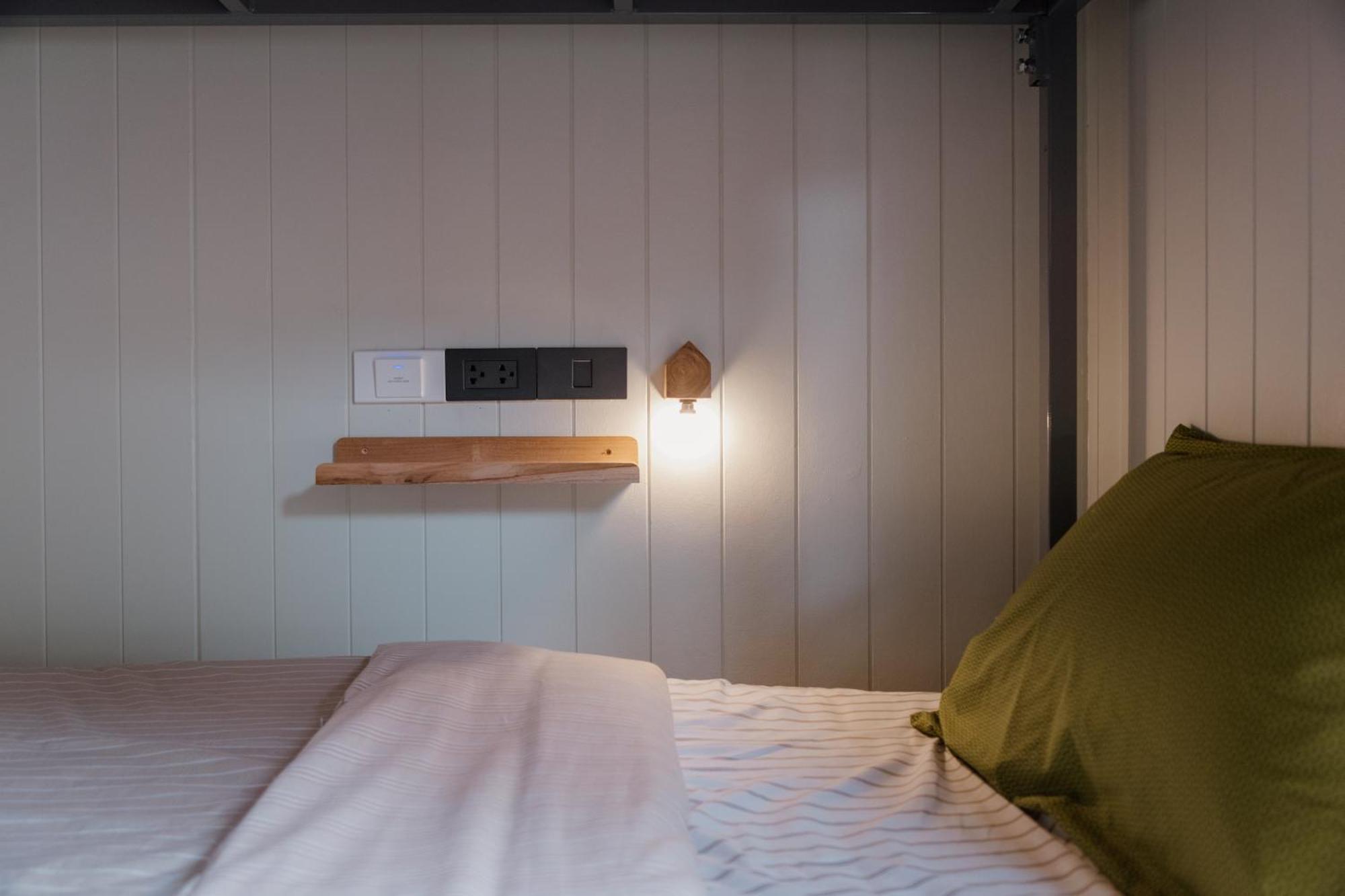 The Yard Hostel เชียงใหม่ ภายนอก รูปภาพ